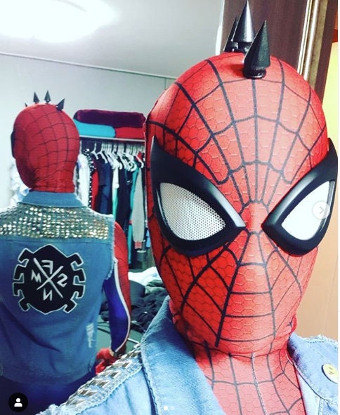 Spider punk faceshell and lenses with spike magnetic