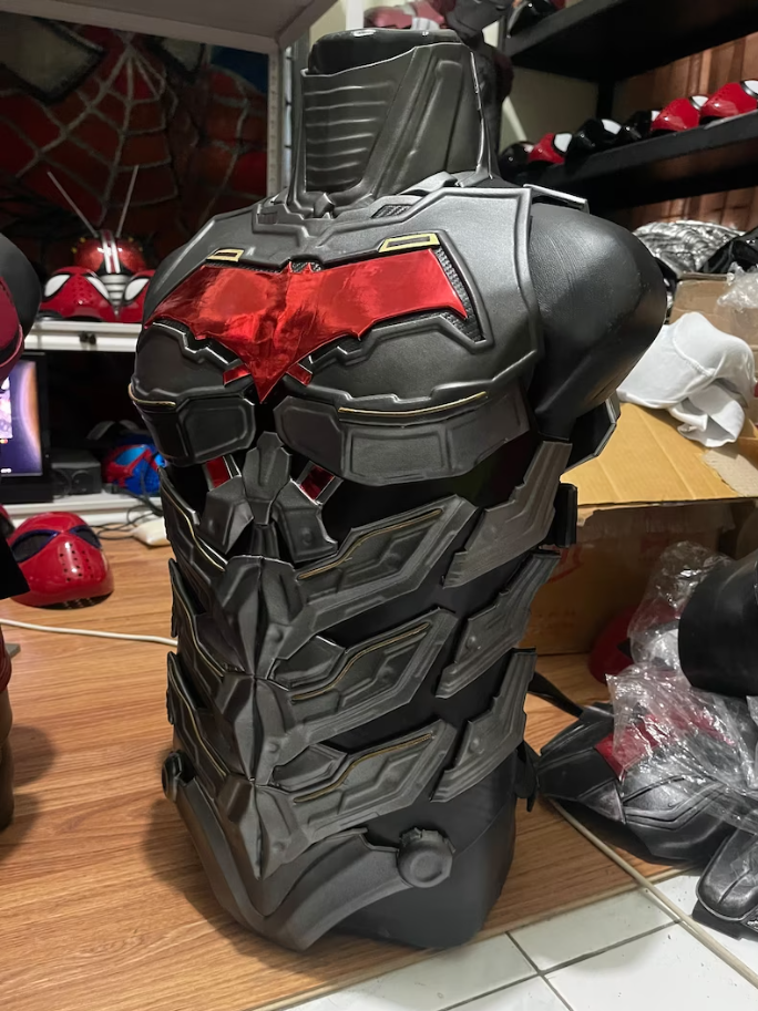 chest and torso cosplay / custom / body armor / red hood /robin /knightwing