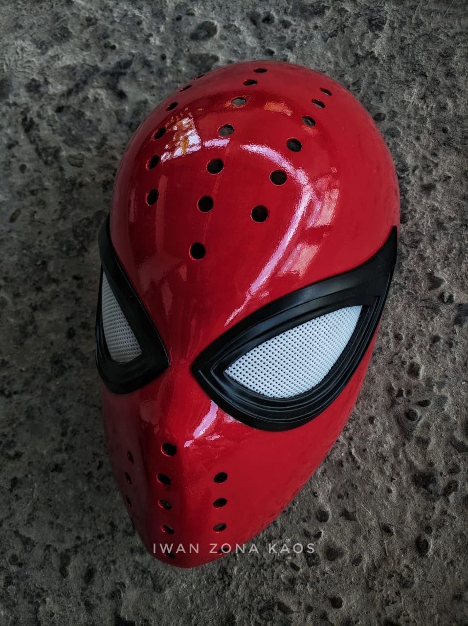 Spiderman game ps4 insomniac faceshell and lenses