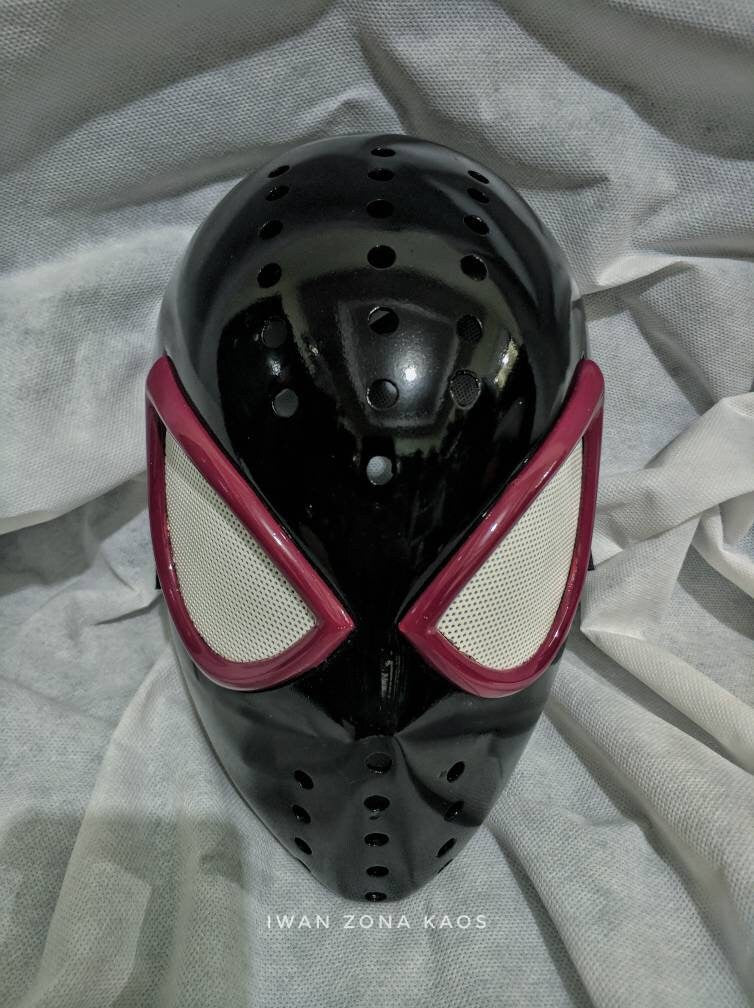 Spider gwen faceshell and lenses