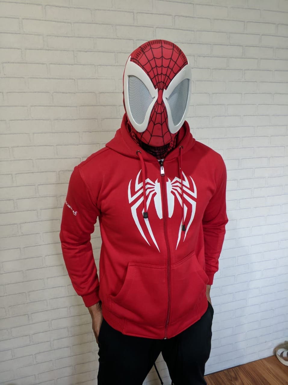 Hoodie with zipper spiderman game ps4