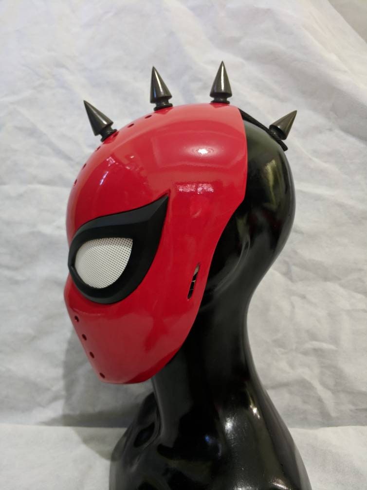 Spider punk faceshell and lenses with spike magnetic