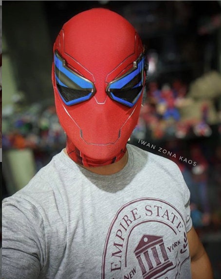 V2 Velocity faceshell and lenses spiderman game ps4 insomniac