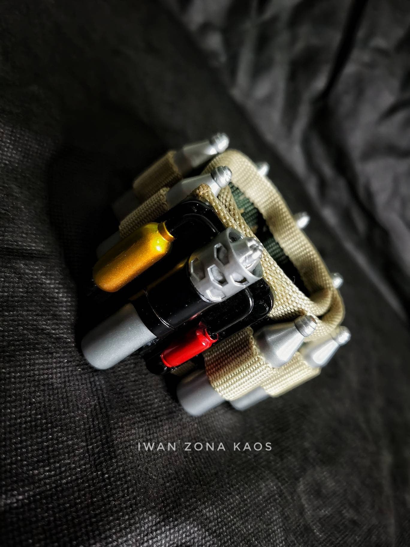 Scarlet spider / Spiderman ps4 / belt / webshooter / Web shooter