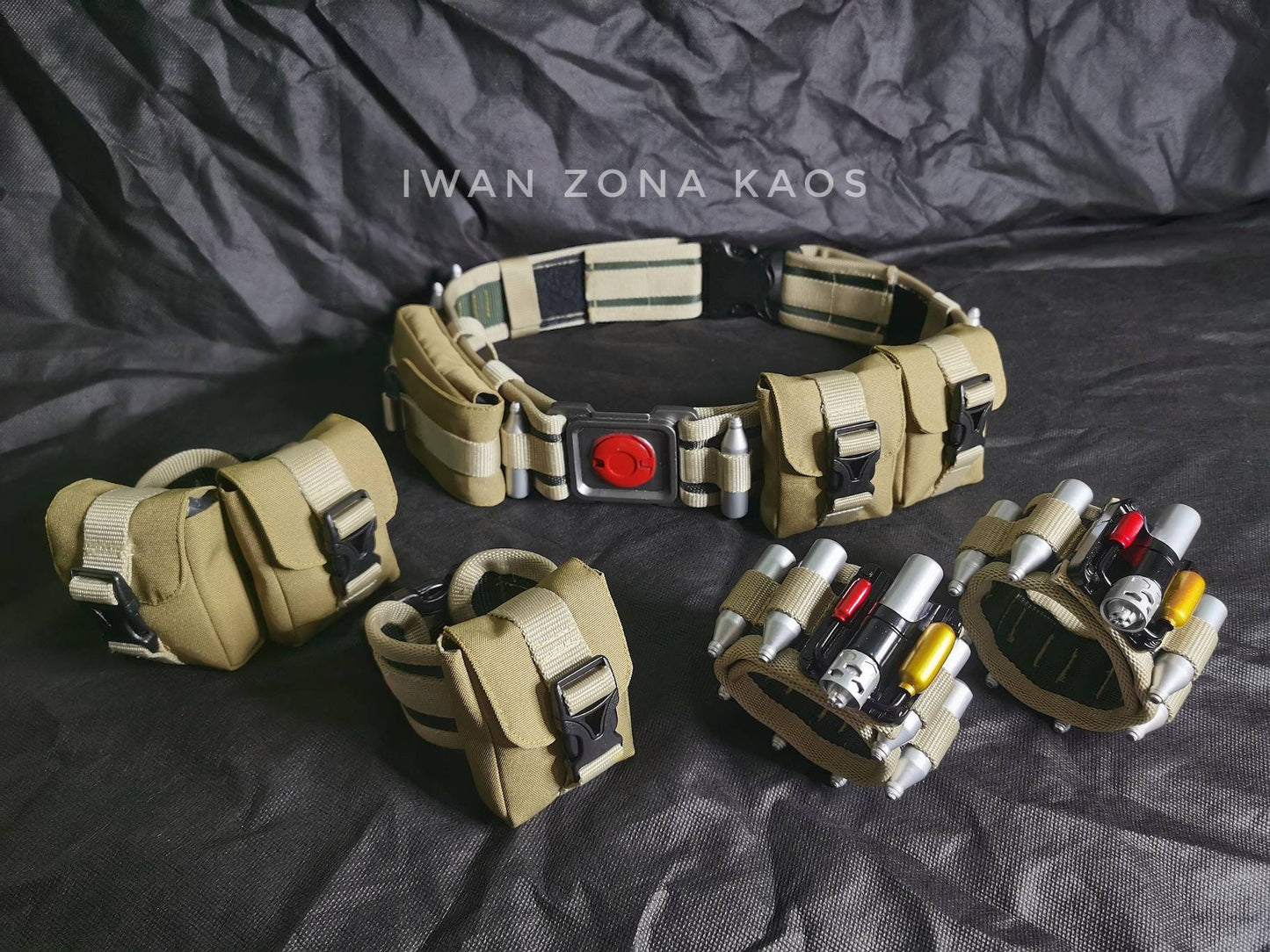 Scarlet spider / Spiderman ps4 / belt / webshooter / Web shooter