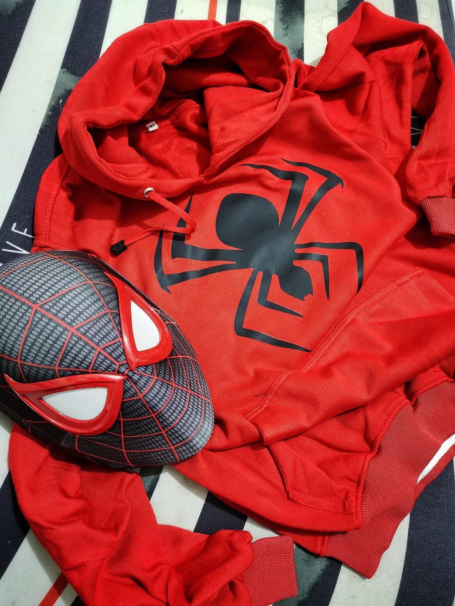 Jacket hoodie bodega suit miles morales / spiderman miles morales ps4 no zipper