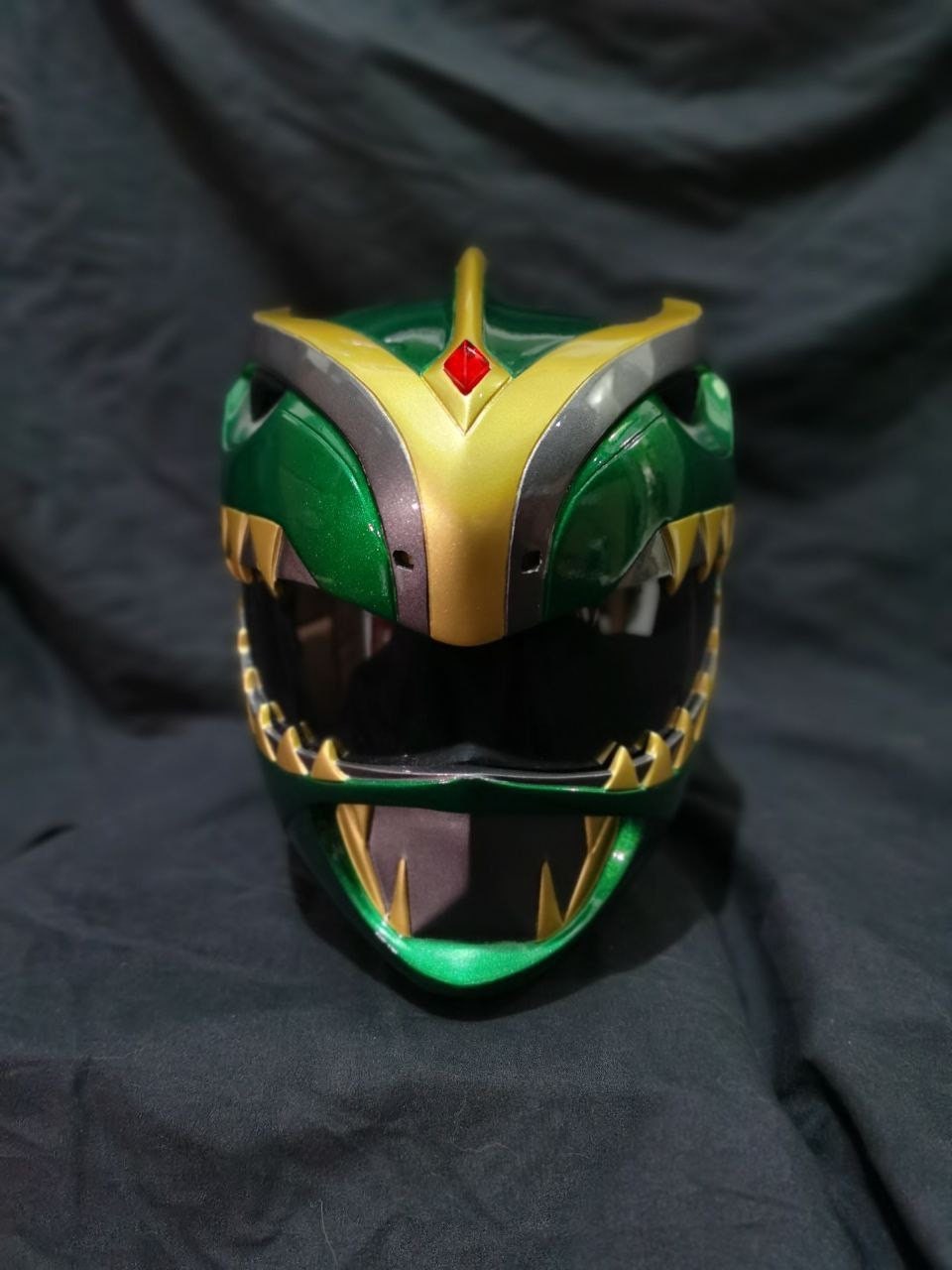 Green ranger sentries bat in the sun custom helmet