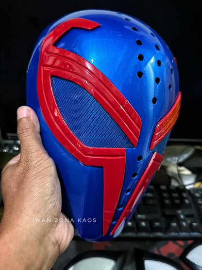 2099 Spiderman across the spider verse / miguel ohara /faceshell and lenses / face Shell