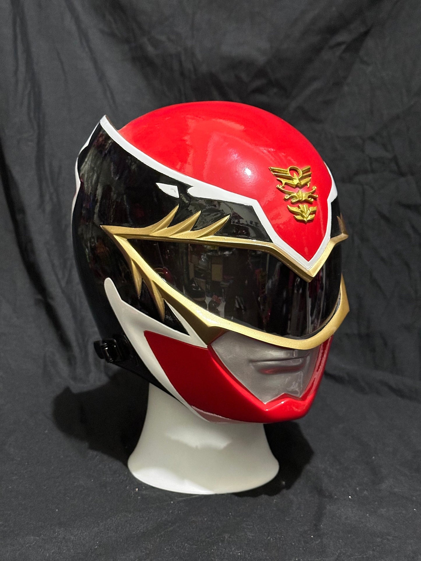 Power Rangers red Megaforce helmet / red Tensou Sentai Goseiger helmet